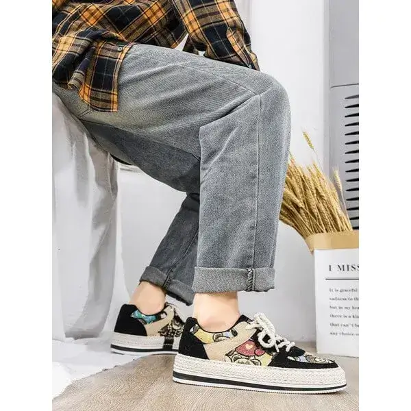 Mens Color-Matching Canvas Sneakers | UV-Resistant Low-Top Casual Shoes in Beige, Black, Green