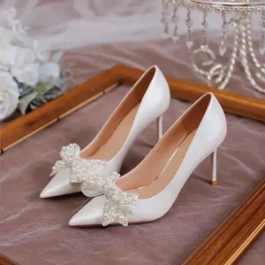 Fitsupfashion Women Fashion Sexy Pointed Satin Pearl Pointed Toe Shoes