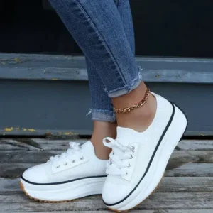 Fitsupfashion Women Simple Casual Knit Upper Thick-Soled Lace-Up Sneakers