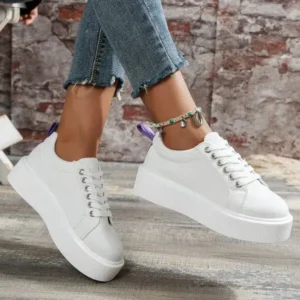 Fitsupfashion Women Fashion Solid Color Round-Toe Lace-Up Thick-Soled Sneakers