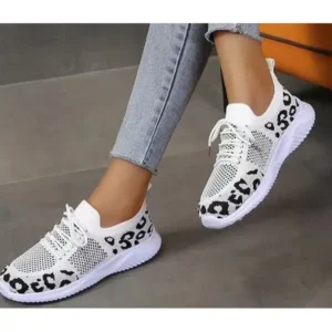 Fitsupfashion Women Fashion Plus Size Spotted Mesh Breathable Round Toe Sneakers