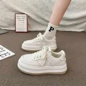 Fitsupfashion Women Fashion Round Toe Petite Platform Platform Lace-Up Sneakers